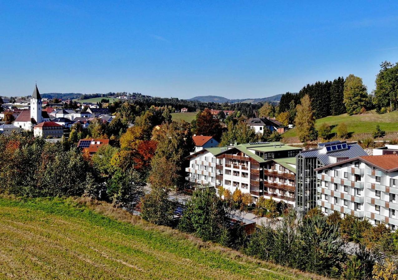 Kurhotel Bad Zell Exterior photo